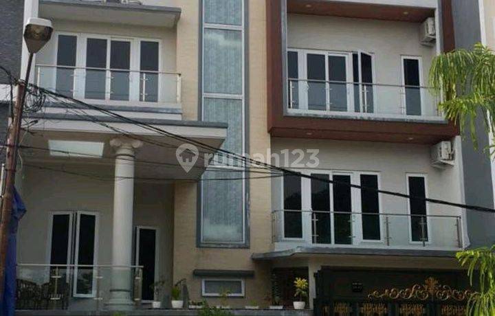 Rumah Bagus Siap Huni 