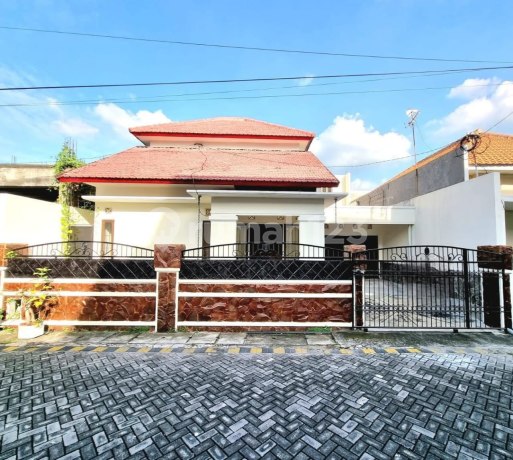 Dijual Rumah Siap Huni Klampis Sacharosa Surabaya Dijual Rumah Siap Huni Klampis Sacharosa Surabaya