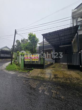 Dijual Dan Disewakan Rumah Lokasi Strategis Di Jl. Villa Payung Indah Semarang Dijual Dan Disewakan Rumah Lokasi Strategis Di Jl. Villa Payung Indah Semarang