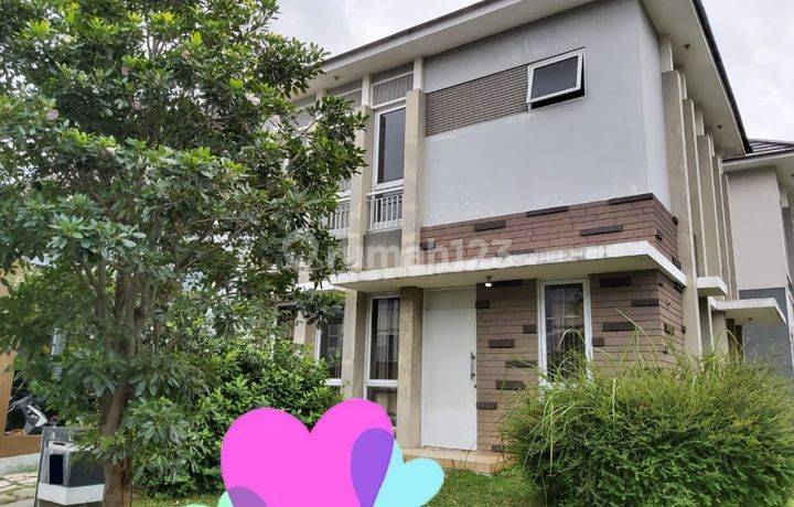 Rumah 2 Lantai Bagus SHM