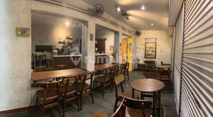 Rumah & Cafe Pusat Kota Dekat Unpad ITB Rs Borromeus Dago Bandung Rumah & Cafe Pusat Kota Dekat Unpad ITB Rs Borromeus Dago Bandung