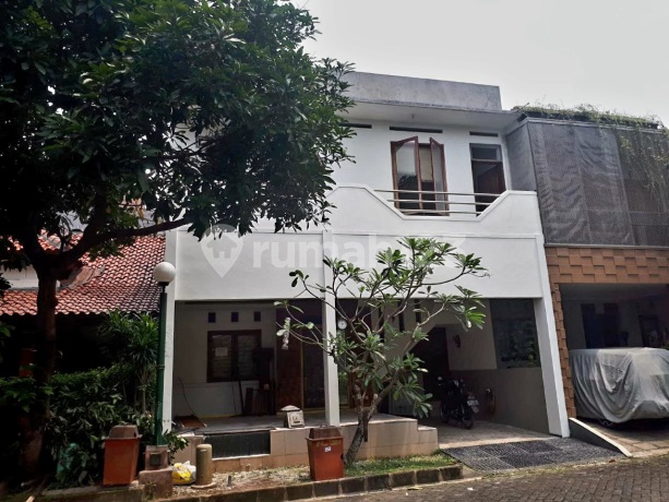 Rumah Cantik Dekat MRT Lebak Bulus di Bali View Cirendeu Tangsel 