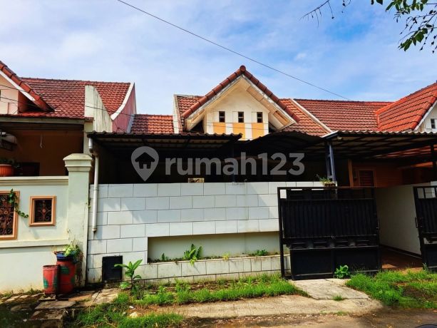 Rumah Cantik Siap Huni di Griya Jakarta Pamulang Tangsel Rumah Cantik Siap Huni di Griya Jakarta Pamulang Tangsel