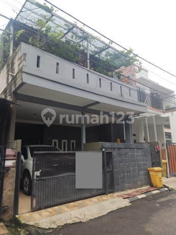 Jual Rumah SHM di Puri Gading Vila Besakih Bekasi Kota. Jual Rumah SHM di Puri Gading Vila Besakih Bekasi Kota.