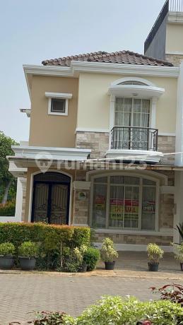 Dijual Rumah 2 Lantai SHM di Green Lake City Kota Tangerang