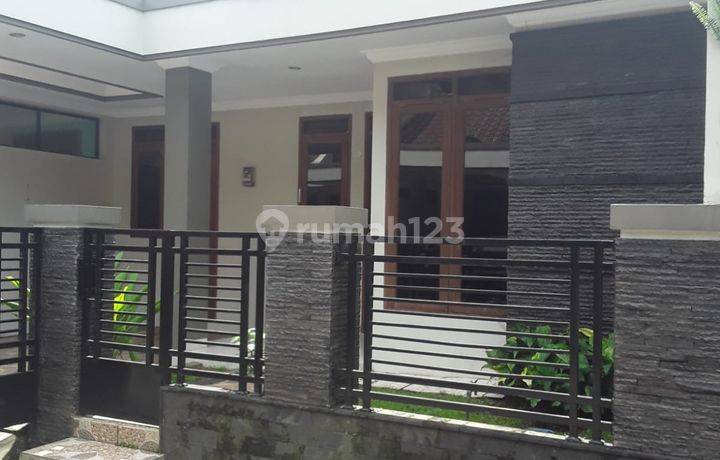 Dikontrakkan Rumah Siap Huni di Jl Al Hasanah Iv No 20