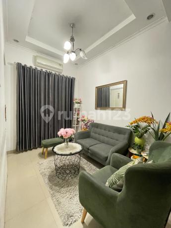 Dijual Rumah Siap Huni di Town House Daffylagio Kedung Badak Dijual Rumah Siap Huni di Town House Daffylagio Kedung Badak