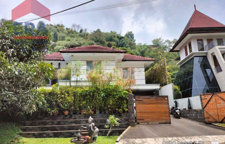 Rumah Komplek Villa Trinity Lembang Sersan Bajuri Bandung Barat