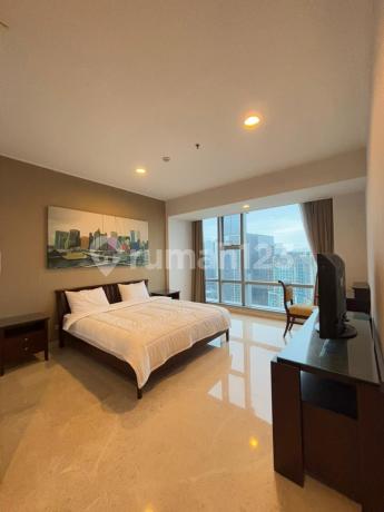 SEWA ASCOTT KUNINGAN CIPUTRA WORLD 3 BEDS MIDDLE FLOOR