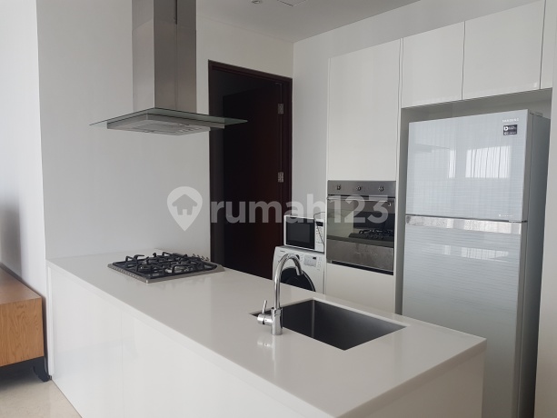 Disewakan Apartemen Senopati Suites 2 Bed Semifurnish 135 Sqm Private Lift