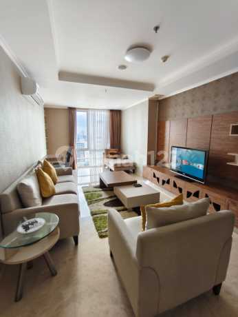 SEWA APARTEMEN FX MALL SUDIRMAN 3 BEDS PRIVATE LIFT