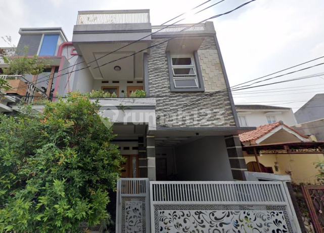 Jual Segera Rumah Mewah 3Lantai Mahkota Simprug,Ciledug Tangerang