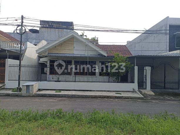 Putat indah murahh dibawah harga pasar dekat tol mayjen sungkono Putat indah murahh dibawah harga pasar dekat tol mayjen sungkono