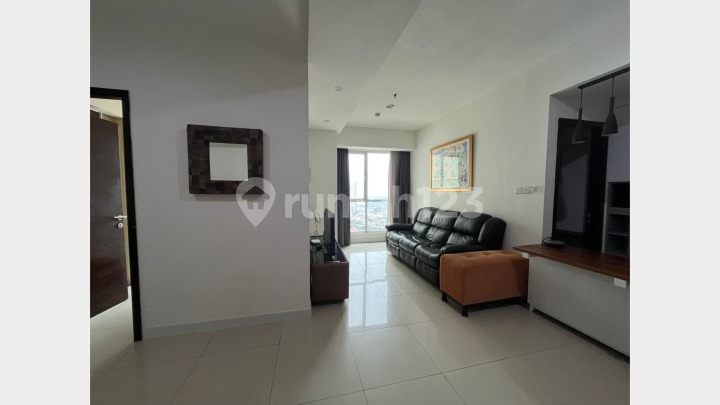 Modern City Living, 2 Bedrooms Unit At Gandaria Heights, Steps From The Mall