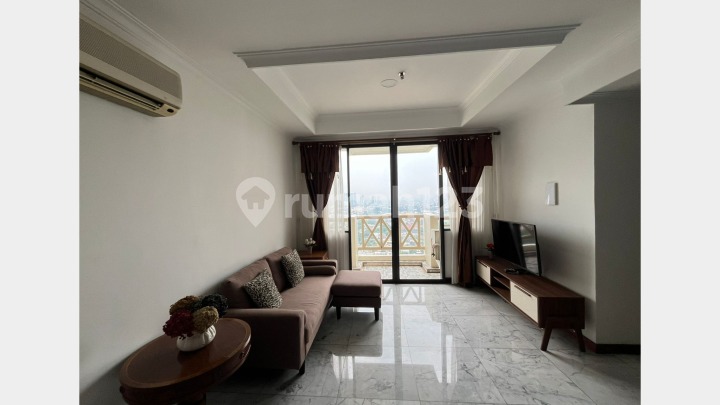 Affordable Luxury, Cozy 3BR Apartment, Fully Furnished at Simprug Indah in Prime Area