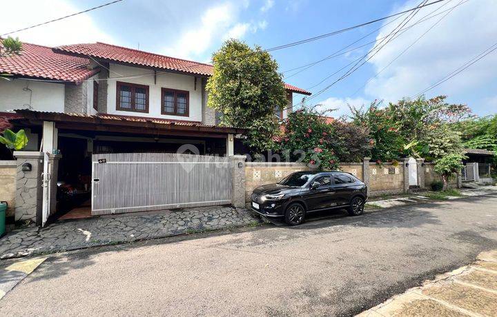 Rumah Modern Nyaman di Komplek Bumi Harapan Permai Kramat Jati Tmii