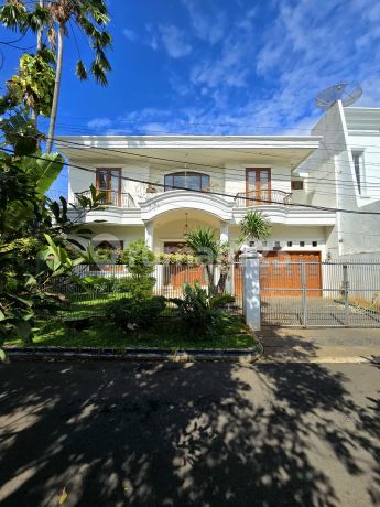 Turun Harga Rumah Second Spec Bangunan Mewah Full Marmer di Pondok Kelapa Jakarta Timur Turun Harga Rumah Second Spec Bangunan Mewah Full Marmer di Pondok Kelapa Jakarta Timur