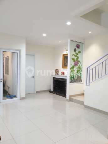 Amanda. Turun Harga. Rumah Dijual Summarecon Bandung Gedebage 05
