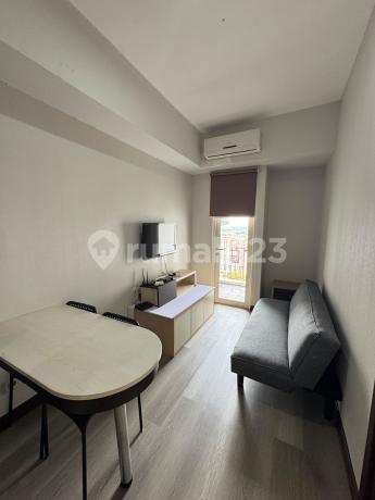 Super Murah Jual Rugi Apartemen 1br Furnished Lokasi Strategis