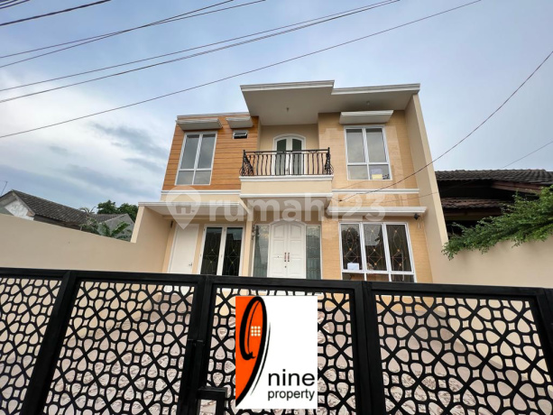NEGO SAMPAI DEAL!!! Rumah 2 Lantai 4 Kamar Tidur Cimanggis Depok NEGO SAMPAI DEAL!!! Rumah 2 Lantai 4 Kamar Tidur Cimanggis Depok