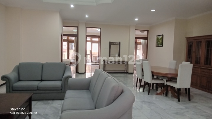 3 Bedrooms At Wijaya Executive Mansion Kebayoran Baru For Rent 3 Bedrooms At Wijaya Executive Mansion Kebayoran Baru For Rent