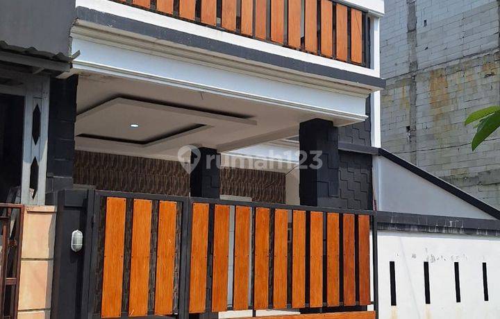 Rumah Baru 2 lantai minimalis siap huni di Taman Jatinegara Penggilingan