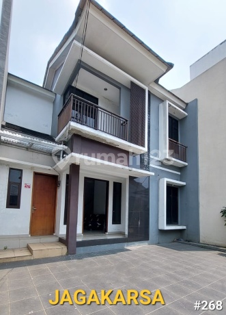 Rumah Nyaman Murah Mini Cluster Strategis Deket Perumahan Casamora Jagakarsa Jakarta Selatan Rumah Nyaman Murah Mini Cluster Strategis Deket Perumahan Casamora Jagakarsa Jakarta Selatan