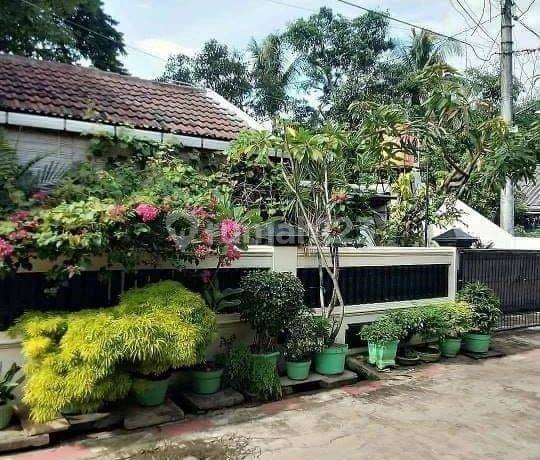 Rumah siap huni posisi hook dikarawaci Sari bumi indah