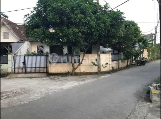 Rumah Di Jalan Utama Medang Lestari