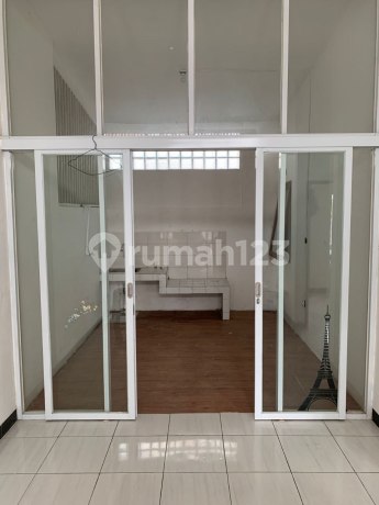 Ready-to-Occupy Minimalist House, Pesona Ciganitri
