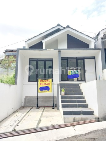 Jual Rumah Turun Harga Siap Huni Cikutra Bandung ada View, Lebar jalan depan 6 mtr Jual Rumah Turun Harga Siap Huni Cikutra Bandung ada View, Lebar jalan depan 6 mtr
