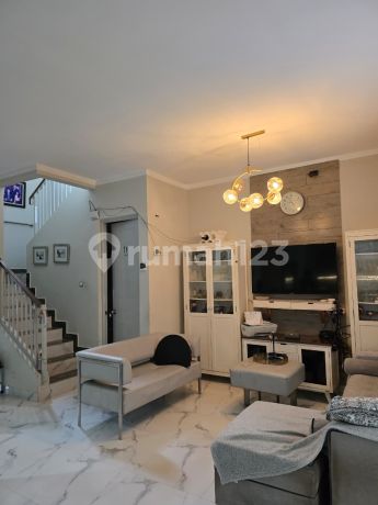Rumah Minimalis Modern 2 Lantai di Discovery Residence Bintaro Jaya - Siap Huni & Strategis Rumah Minimalis Modern 2 Lantai di Discovery Residence Bintaro Jaya - Siap Huni & Strategis