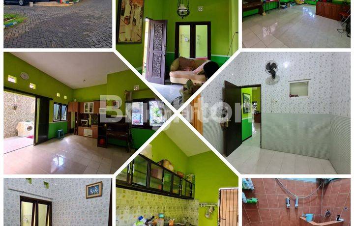 rumah nuansa bali di perumahan graha dewata kota malang