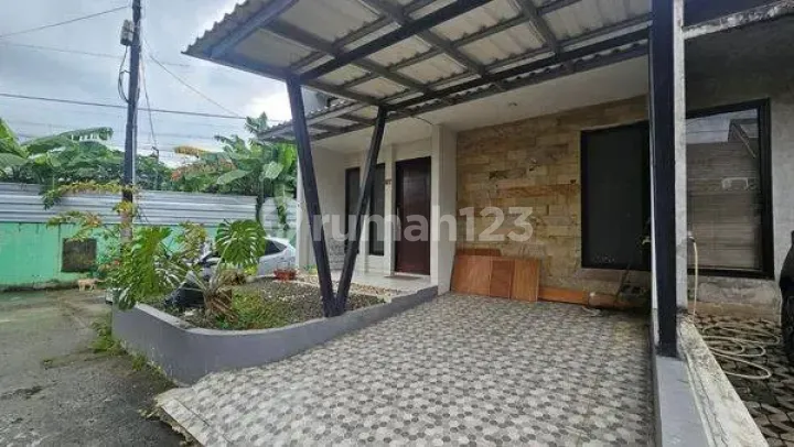 Rumah Minimalis Dekat Stasiun Jurangmangu