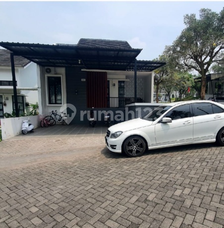 Rumah Bsb Village Cluster Garden Posisi Hook