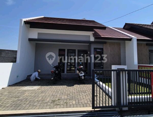 Unit Terbatas Rumah Minimalis 1 Lantai Steategis Antapani Bandung