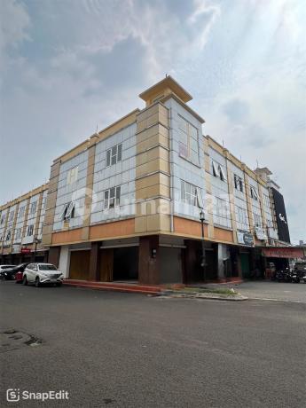 Corner Shop House Location Boulevard Spacious Parking Golden Boulevard BSD Shop House Corner Shop House Location Boulevard Spacious Parking Golden Boulevard BSD Shop House