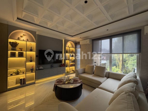 Rumah sunter agung 3 lantai furnish mewah 6x21 split level Rumah sunter agung 3 lantai furnish mewah 6x21 split level