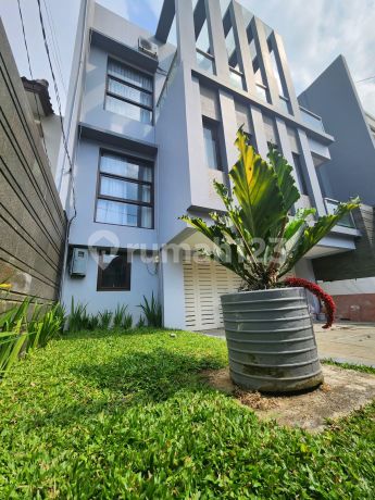Dijual Rumah Bagus Furnish Ada Lift Komplek Setra Sari Sutami Dijual Rumah Bagus Furnish Ada Lift Komplek Setra Sari Sutami