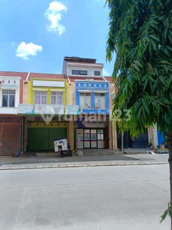 For Sale: 3-Story Shophouse in Daan Mogot Arcadia, Batu Ceper, Tangerang