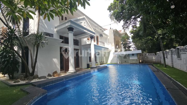 Rumah Bagus dan Mewah di Metro Kencana Pondok Indah Jakarta Selatan Rumah Bagus dan Mewah di Metro Kencana Pondok Indah Jakarta Selatan