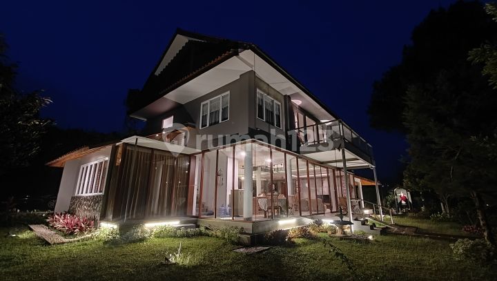Dijual Villa Mega Mendung View Gunung Salak Pangrango Gunung Gede Bogor Jawa Barat Dijual Villa Mega Mendung View Gunung Salak Pangrango Gunung Gede Bogor Jawa Barat
