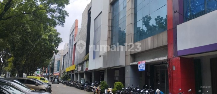 Ruko Kebayoran Arcade 2, Bintaro Jaya Sektor 7, Tangerang Selatan