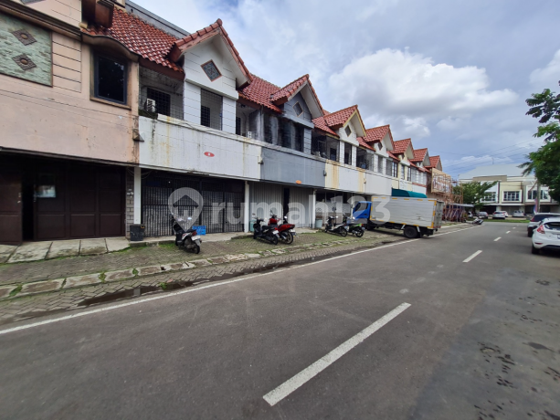 Ruko 3 Lantai Palem Semi , Bencongan Indah, Kelapa Dua, Tangerang
