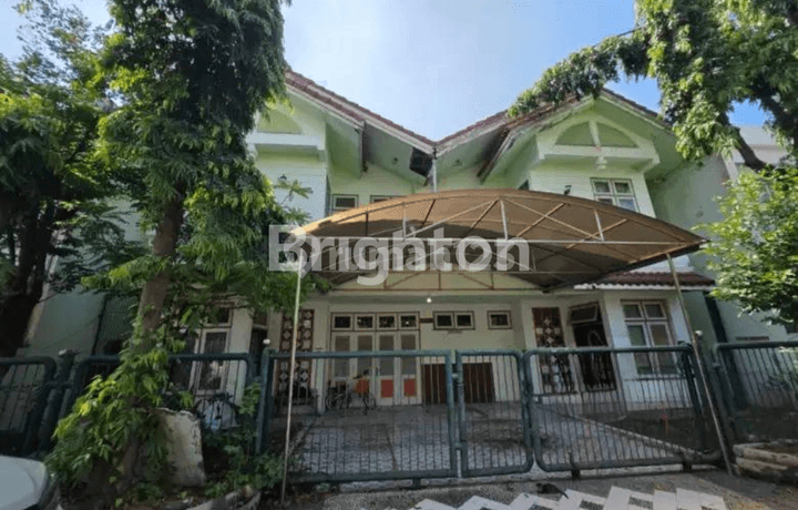Rumah di Gayung Kebonsari Asri Nyaman dekat Ketintang