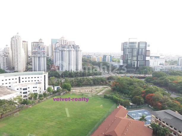 For Sale Apt Springhill Terrace 3+1 BR City View vr891