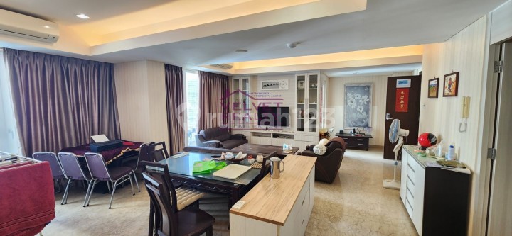 Dijual Apartemen The Royale Springhill Kemayoran 3+2BR Luas 192m2 #VR1124 Dijual Apartemen The Royale Springhill Kemayoran 3+2BR Luas 192m2 #VR1124