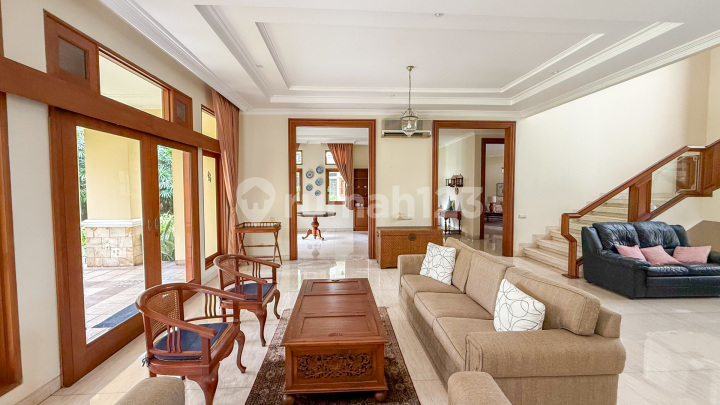 Private Luxury Home At Tanjung Barat