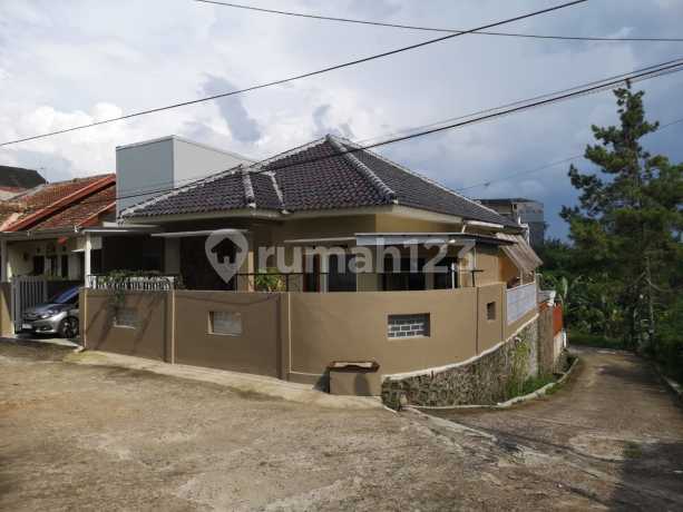 Rumah di Lembah Permai Hanjuang Cimahi, Bagus Posisi Hook Rumah di Lembah Permai Hanjuang Cimahi, Bagus Posisi Hook