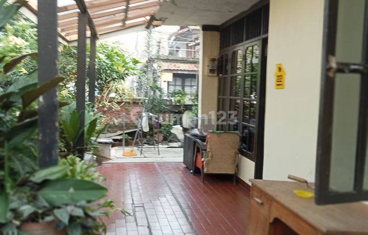 Rumah  hitung tanah dalam komplek besar simpay asih bandung timur